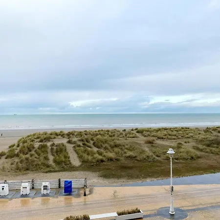 In Near The Sea , Cleaning Included *